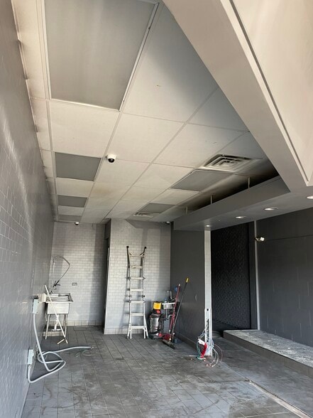 More Photos Of 316-360 Goodman Rd, Southaven Unknown For Lease