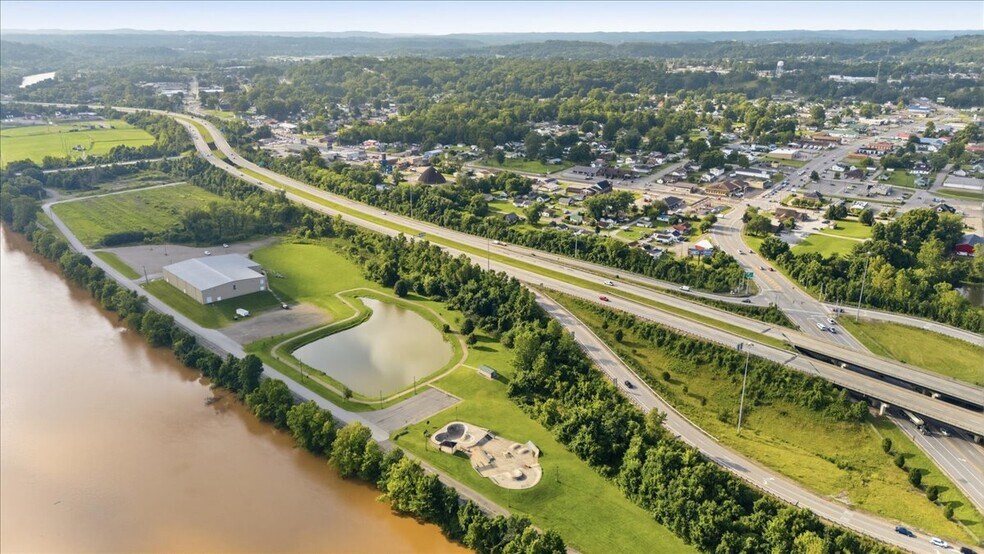More Photos Of 2000 1st Ave, Parkersburg General Retail For Sale