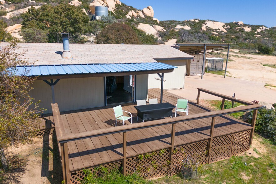 More Photos Of 19191 High Glen Rd, Alpine Specialty For Sale