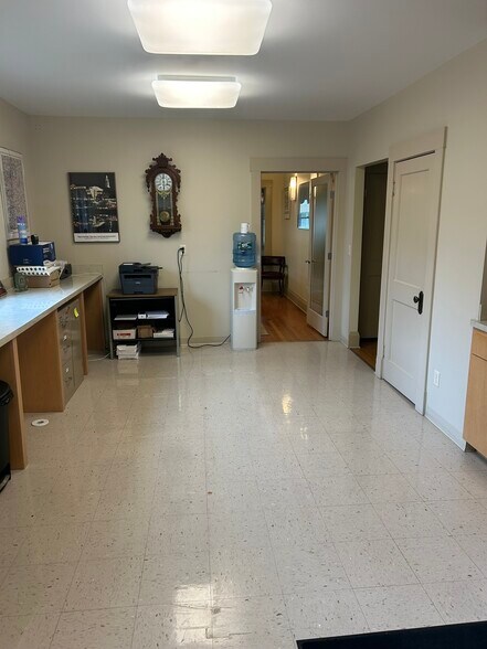 More Photos Of 280 Main St, Manchester Office For Sale