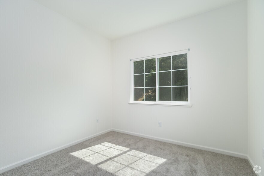 More Photos Of 720 Shell Ave, Martinez Apartments For Sale