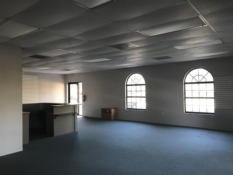 More Photos Of 2836 Enterprise Rd, DeBary Medical For Sale