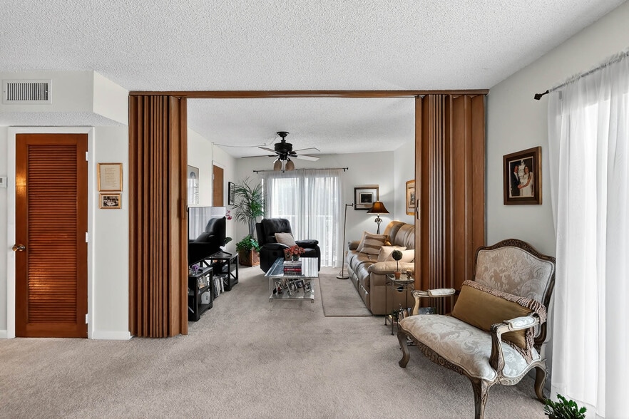 More Photos Of 422 SW 9th St, Boca Raton Apartments For Sale