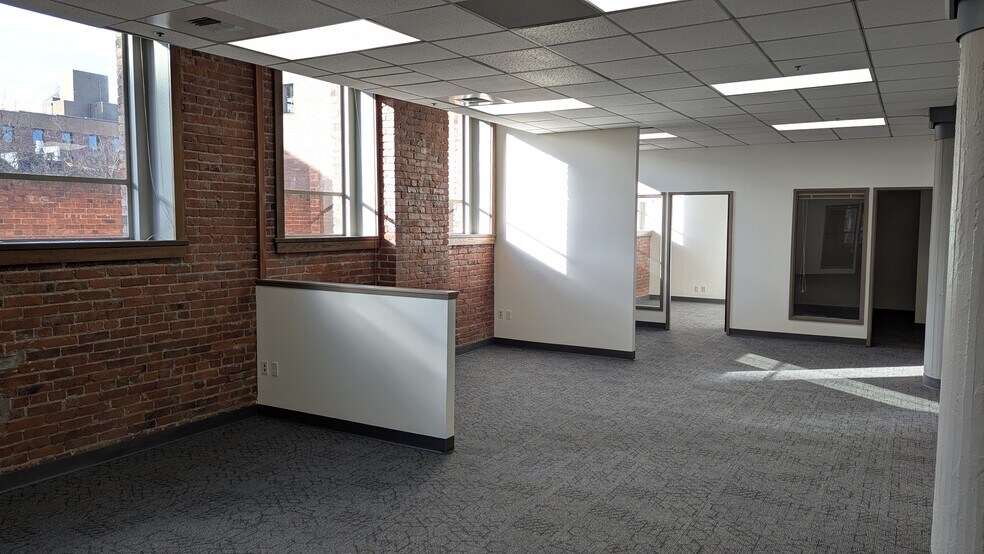 More Photos Of 401 2nd Ave S, Seattle Unknown For Lease