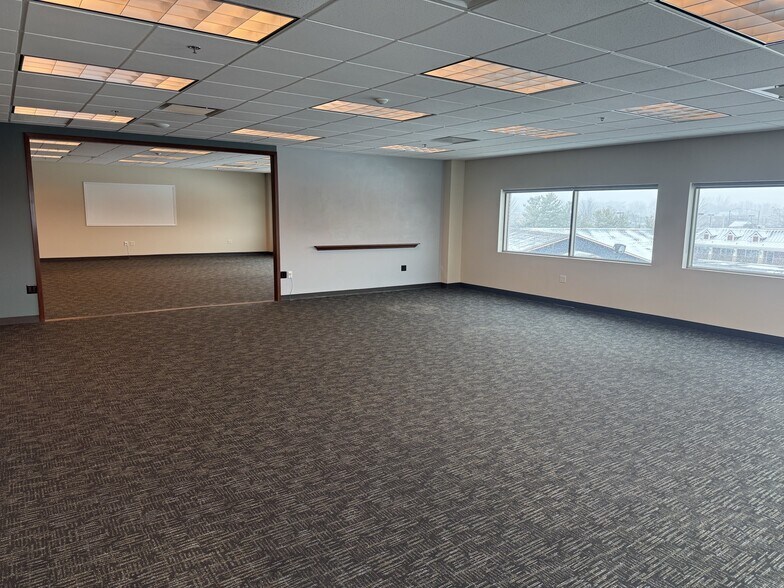 More Photos Of 3838 N Main St, Mishawaka Medical For Lease