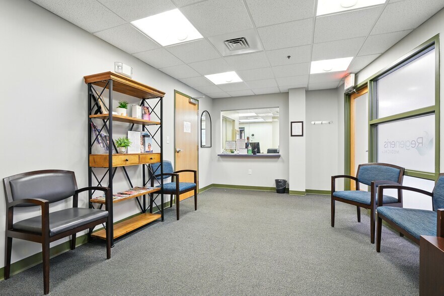 More Photos Of 91 Washington St, Taunton Medical For Lease