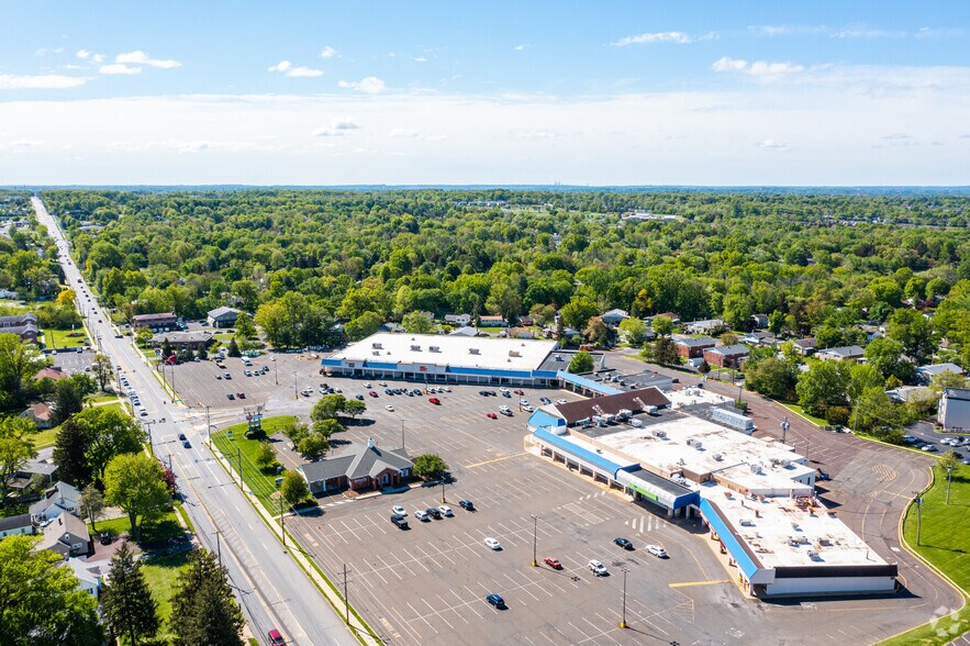 More Photos Of 610-640 E Main St, Lansdale Storefront For Sale