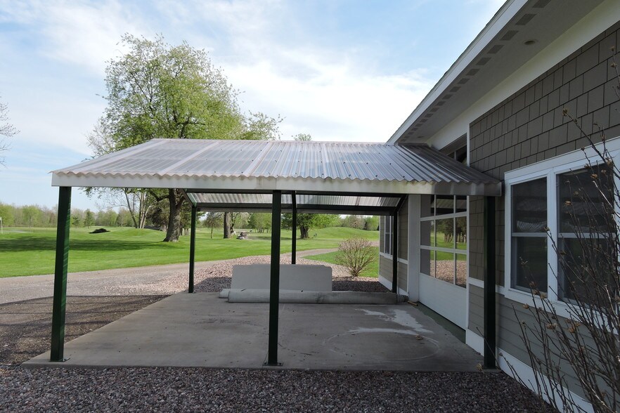 More Photos Of 6722 State Route 31, Cicero Golf Course Driving Range For Sale