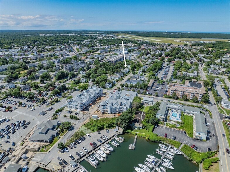 More Photos Of 53 School St, Hyannis Apartments For Sale