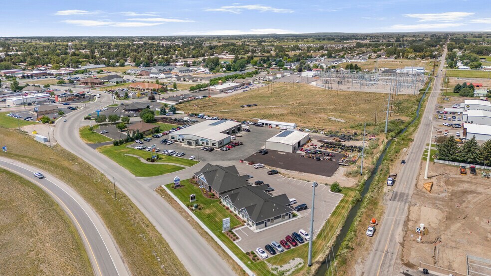 More Photos Of 688 Rigby Lake Dr, Rigby Healthcare For Sale