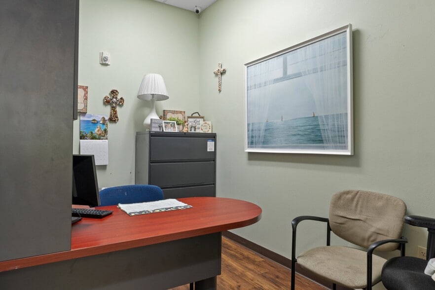 More Photos Of 311 NE 4th Ave, Crystal River Healthcare For Lease