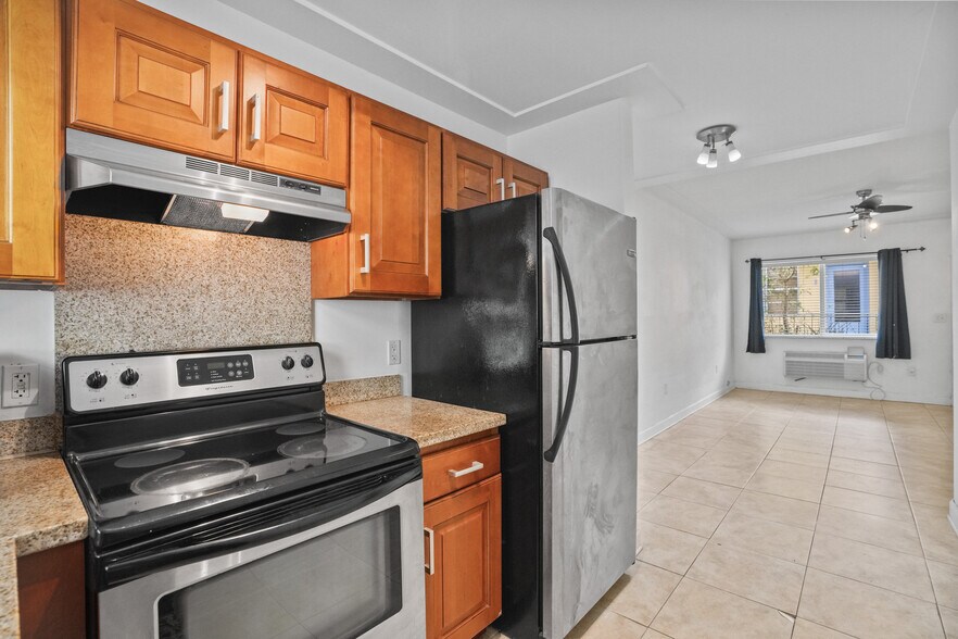 More Photos Of , Miami Beach Multifamily For Sale