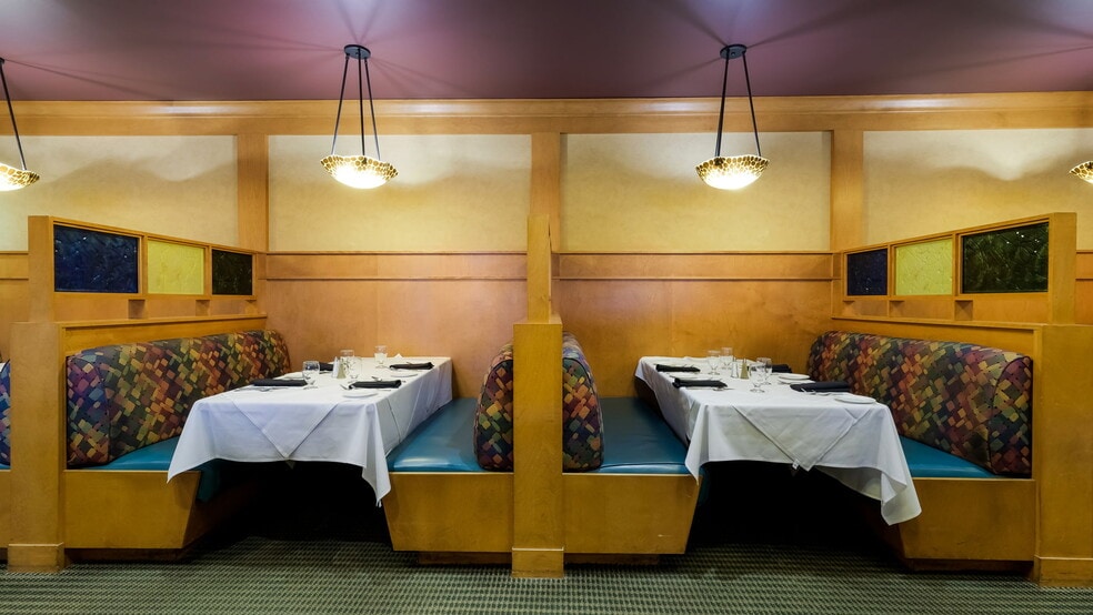 More Photos Of 1373 Easton Rd, Warrington Restaurant For Sale