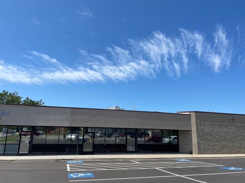 More Photos Of 724 W 500 S, Woods Cross Light Manufacturing For Lease