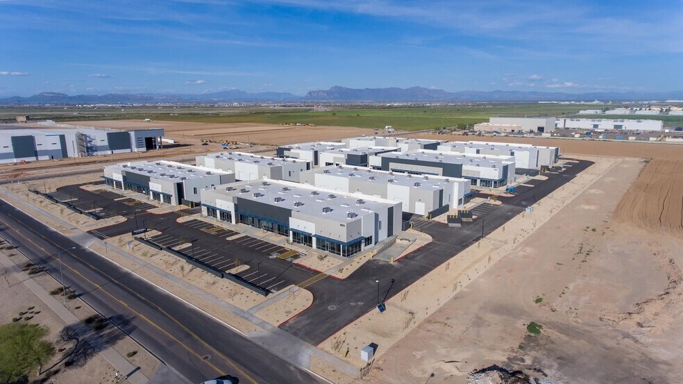 More Photos Of 8017 E Pecos Rd, Mesa Warehouse For Lease