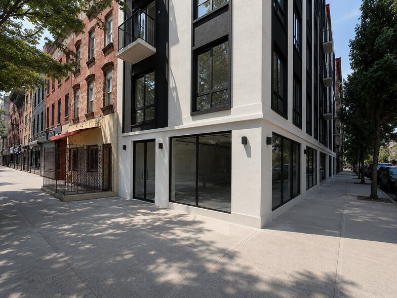 More Photos Of 193 Graham Ave, Brooklyn Storefront Retail Residential For Lease