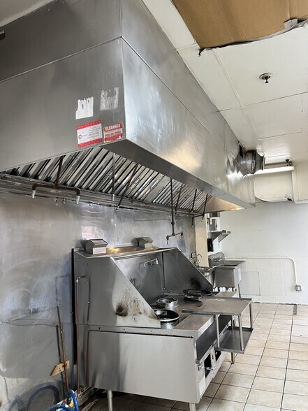More Photos Of 34 S Livingston Ave, Livingston Storefront Retail Office For Lease