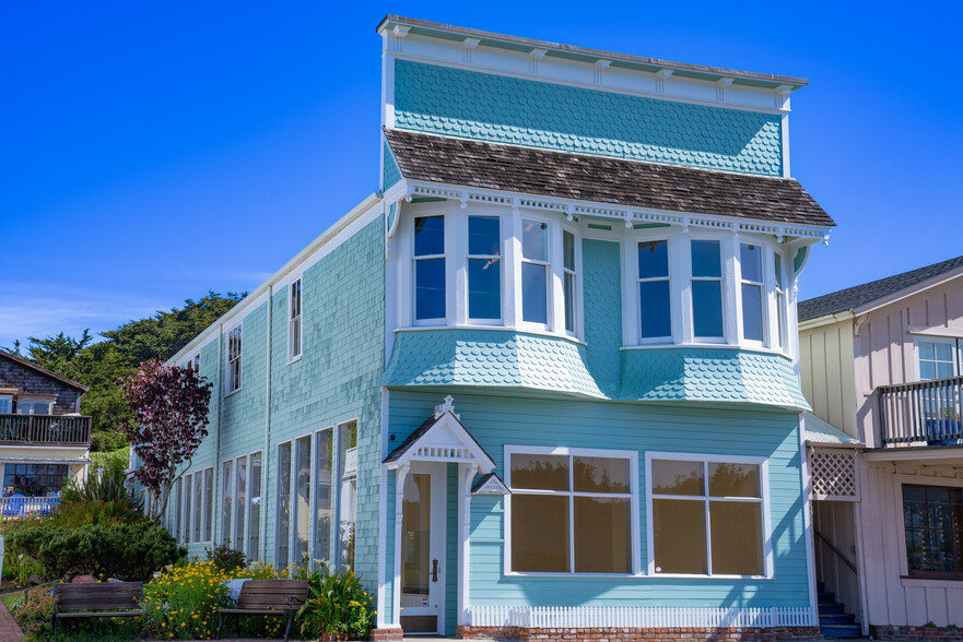 Primary Photo Of 45094 Main St, Mendocino Flex For Sale