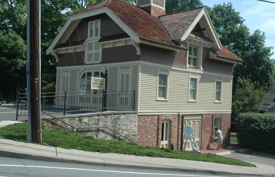 More Photos Of 61 Jesup Rd, Westport Office For Sale