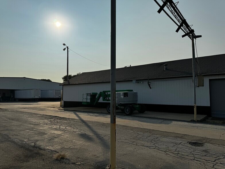 More Photos Of , Lincoln Industrial For Sale