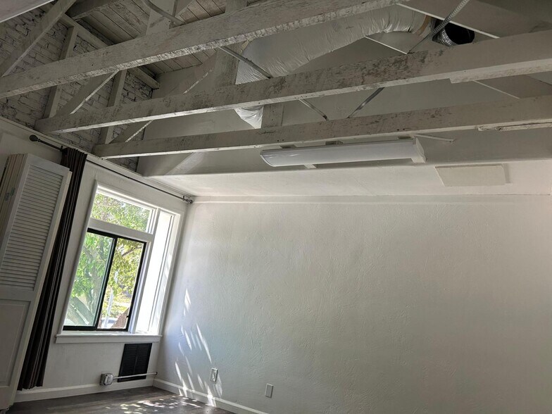 More Photos Of 201-205 E Main St, Santa Maria Storefront Retail Office For Sale