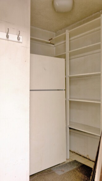 More Photos Of 1087 E Main St, Radford General Retail For Sale