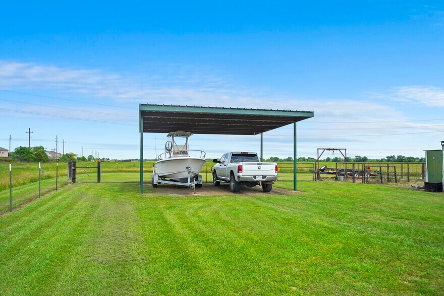 More Photos Of 16070 Warren Ranch Rd, Hockley Land For Sale