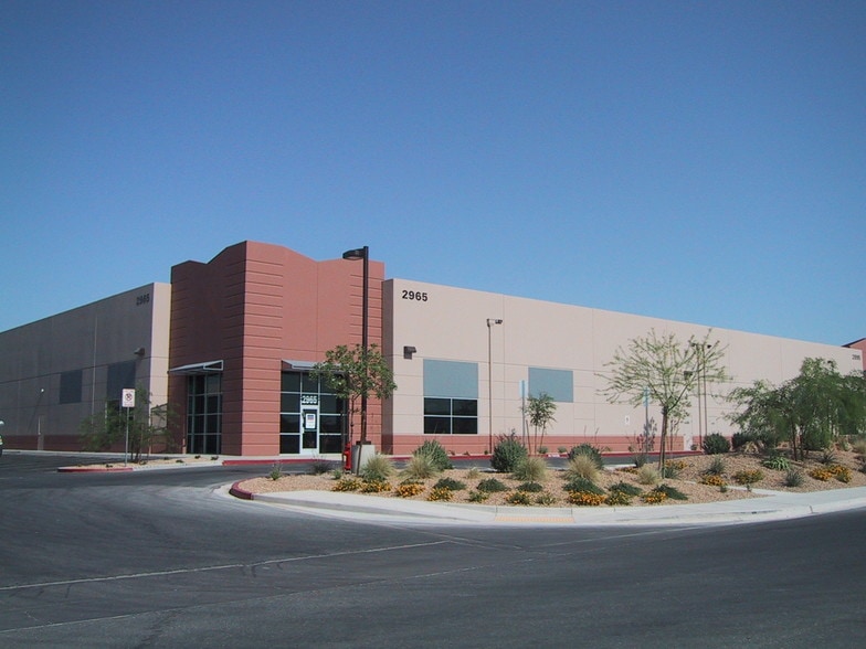 More Photos Of 2965 Coleman St, North Las Vegas Distribution For Lease