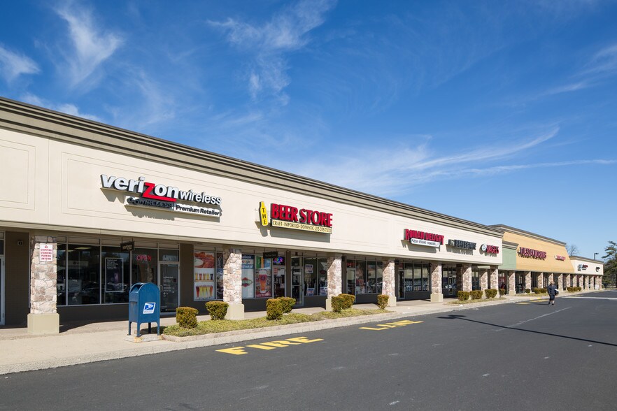 More Photos Of 466-510 2nd Street Pike, Southampton Freestanding For Lease