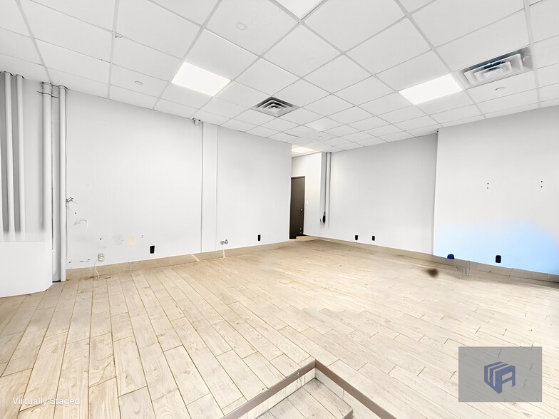 More Photos Of 11 Meserole St, Brooklyn Apartments For Lease