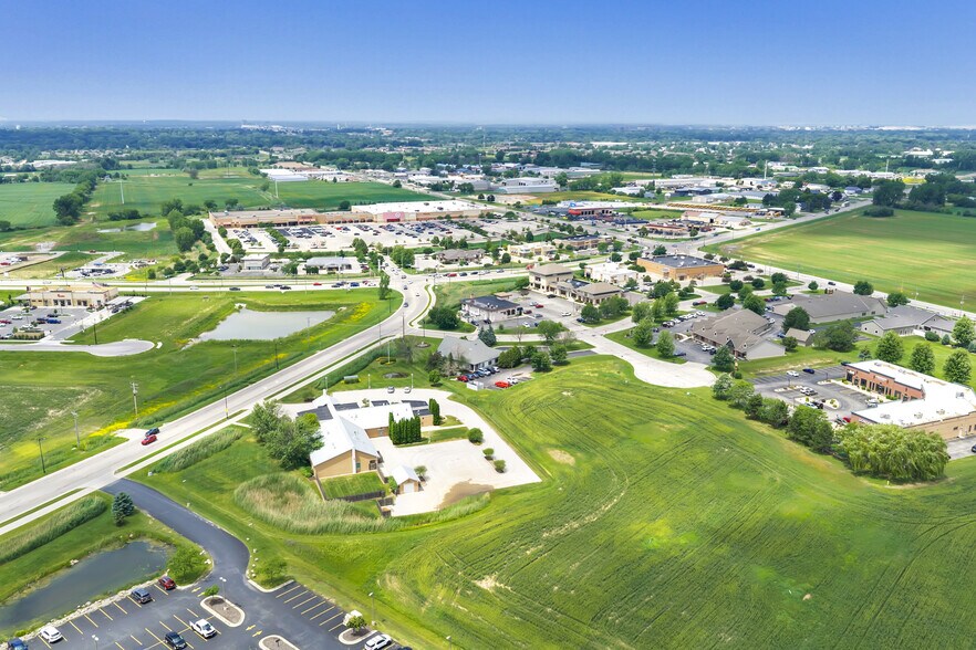 More Photos Of 2141 Lime Kiln Rd, Green Bay Medical For Sale