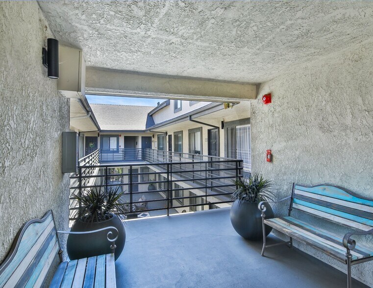 More Photos Of 5325 Denny Ave, North Hollywood Apartments For Sale