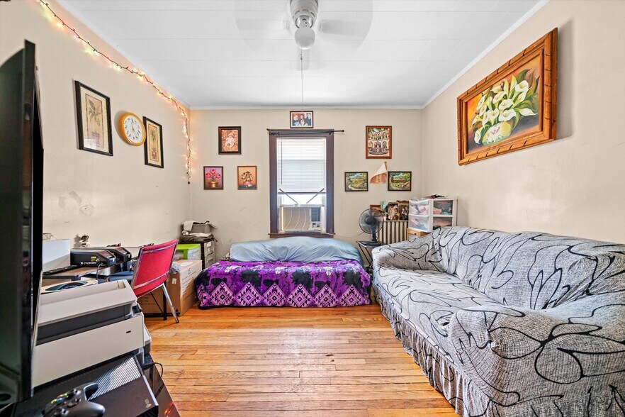 More Photos Of 6058 S Massasoit Ave, Chicago Apartments For Sale