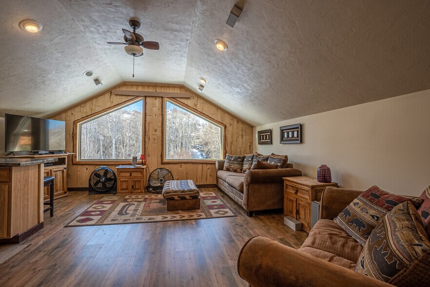 More Photos Of 1124 State Highway 11, Laramie Specialty For Sale