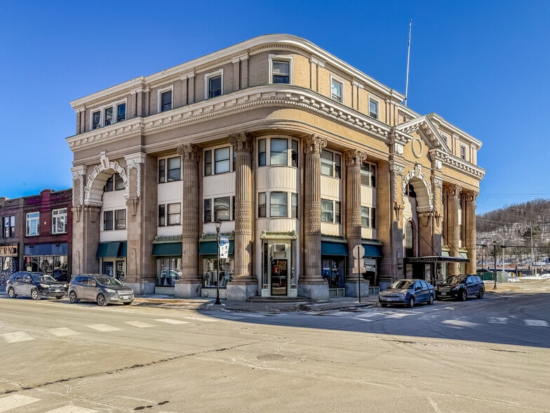 More Photos Of 25 Hartford St, Rumford Apartments For Sale