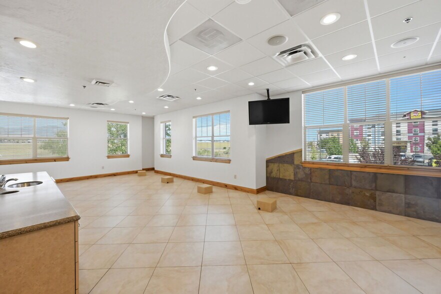 More Photos Of 7478 S Campus View Dr, West Jordan Medical For Lease