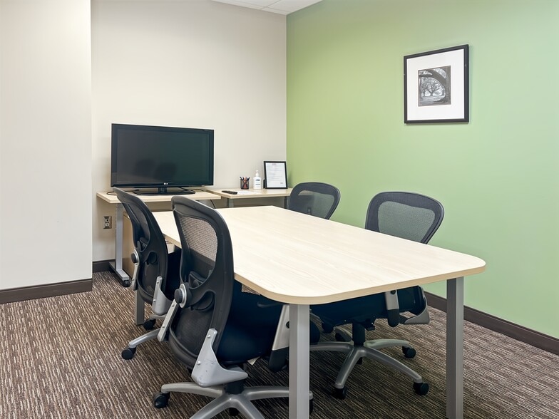 More Photos Of 2723 S State St, Ann Arbor Coworking Space