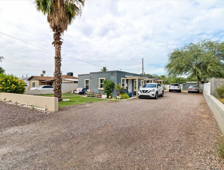 More Photos Of 434 N 42nd St, Phoenix Apartments For Sale