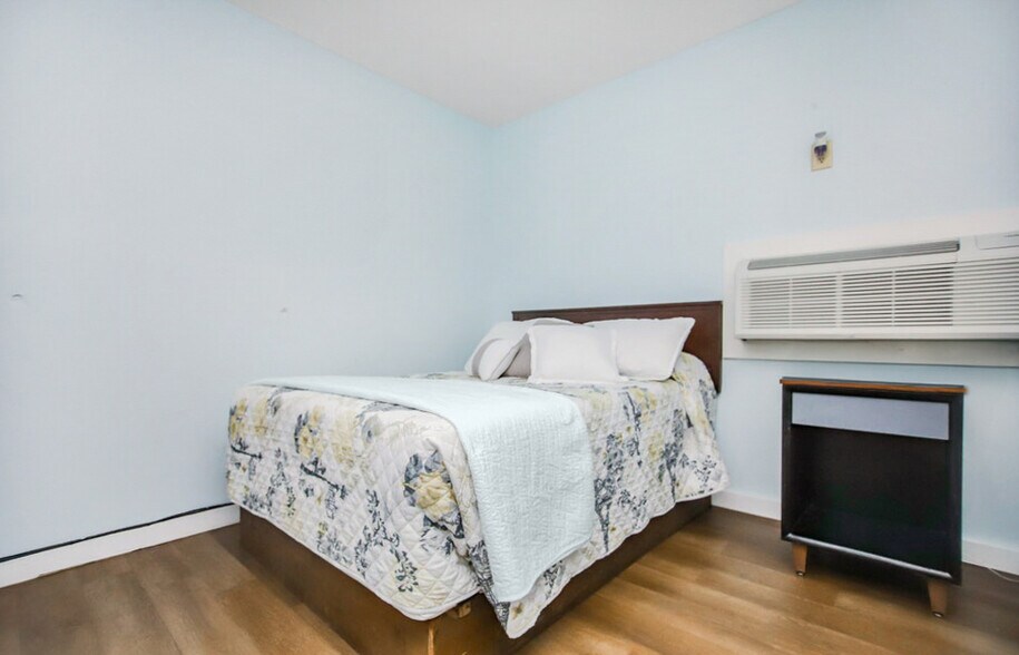 More Photos Of 1801 S 5th St, Leesville Land For Sale