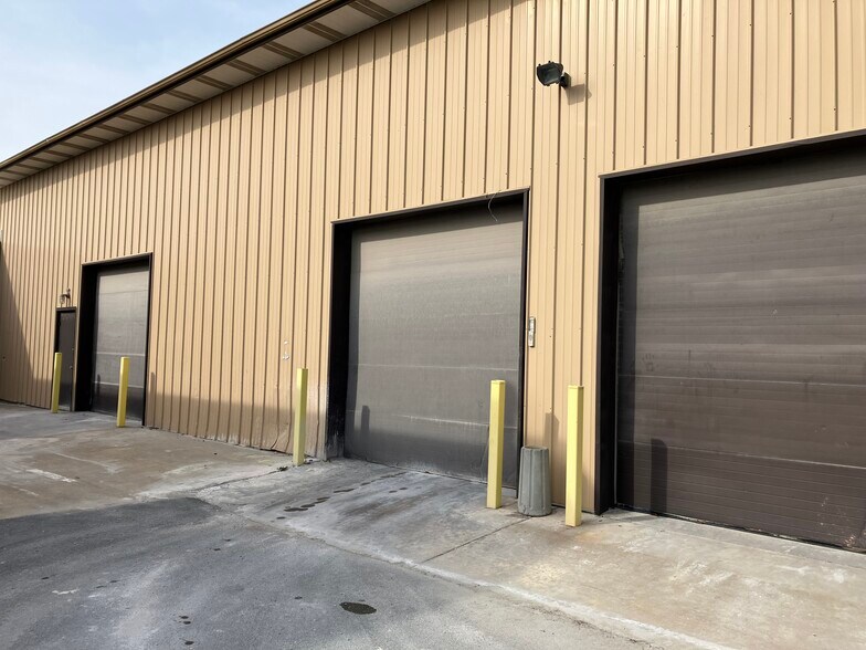 More Photos Of 173 Sassafras St, Millington Cement Gravel Plant For Sale