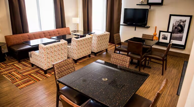 More Photos Of 3090 Village Park Dr, Plover Hotel For Sale