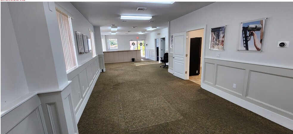 More Photos Of 60 Scott Rd, Prospect Warehouse For Lease