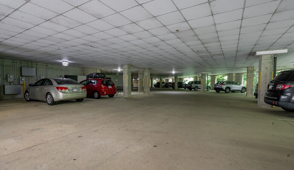 More Photos Of 610 Jones Ferry Rd, Carrboro Medical For Lease
