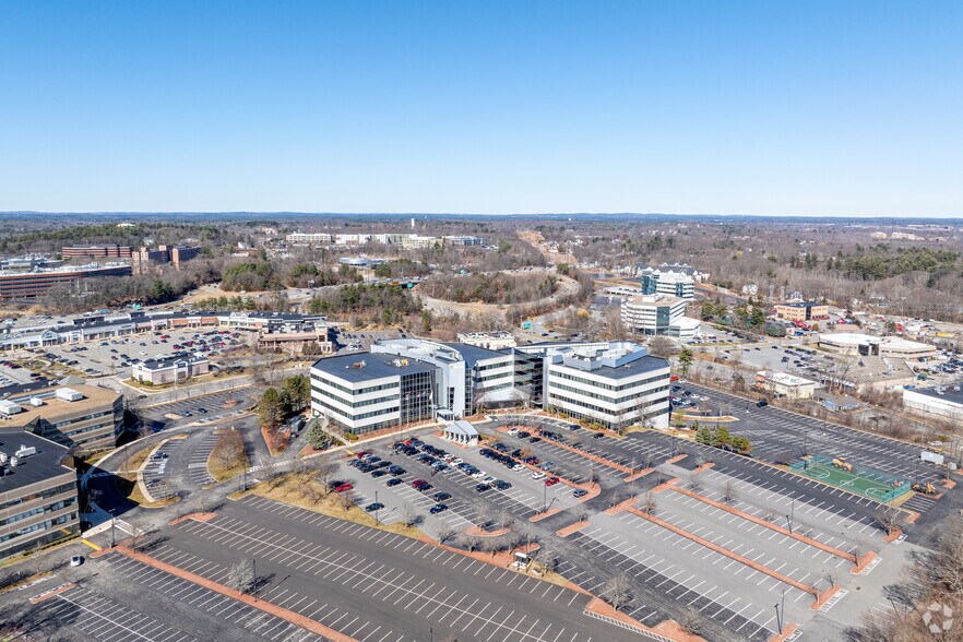 More Photos Of 5 Wayside Rd, Burlington Office For Lease