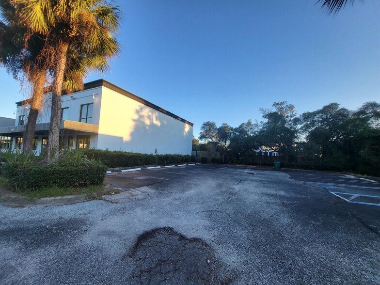 More Photos Of 9539 US Highway 98 W, Destin Freestanding For Sale