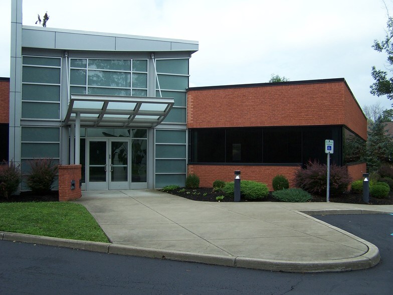 More Photos Of 60 Bryant Woods S, Amherst Medical For Sale