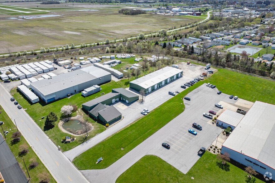 More Photos Of 326 Industrial Pky, Bowling Green Light Manufacturing For Lease