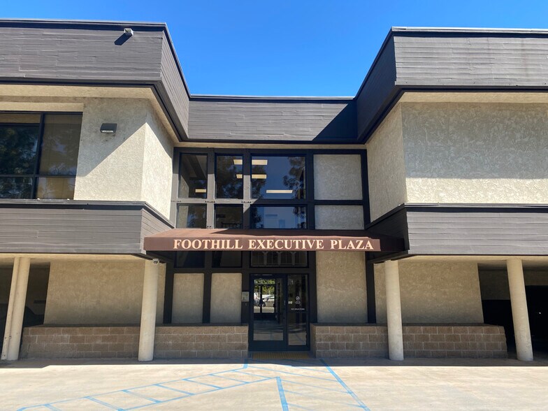 More Photos Of 1150 Foothill Blvd, La Cañada Flintridge Office For Lease