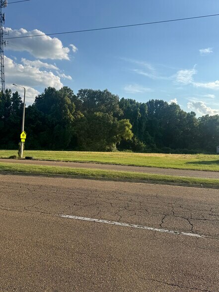 More Photos Of 4425 S Mendenhall Rd, Memphis Land For Sale