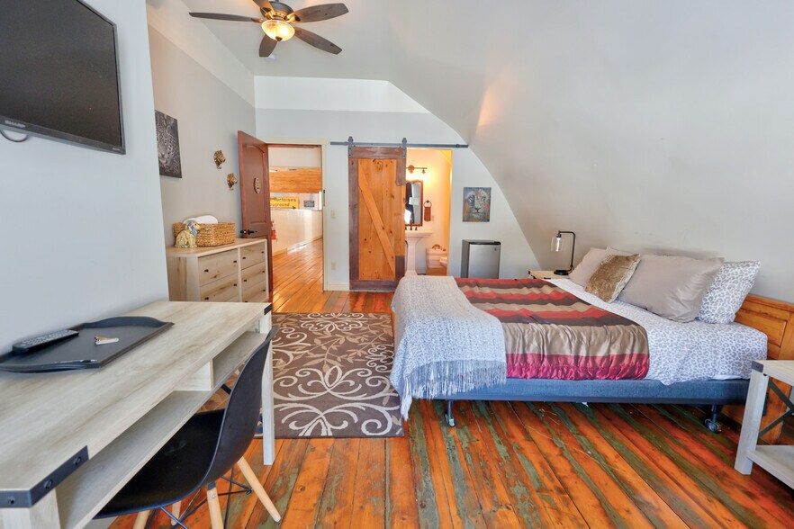 More Photos Of 400 Game Farm Rd, Catskill Hospitality For Sale